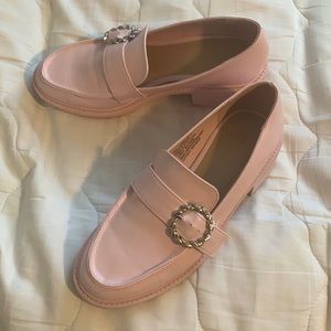 US6 Pink Loafers